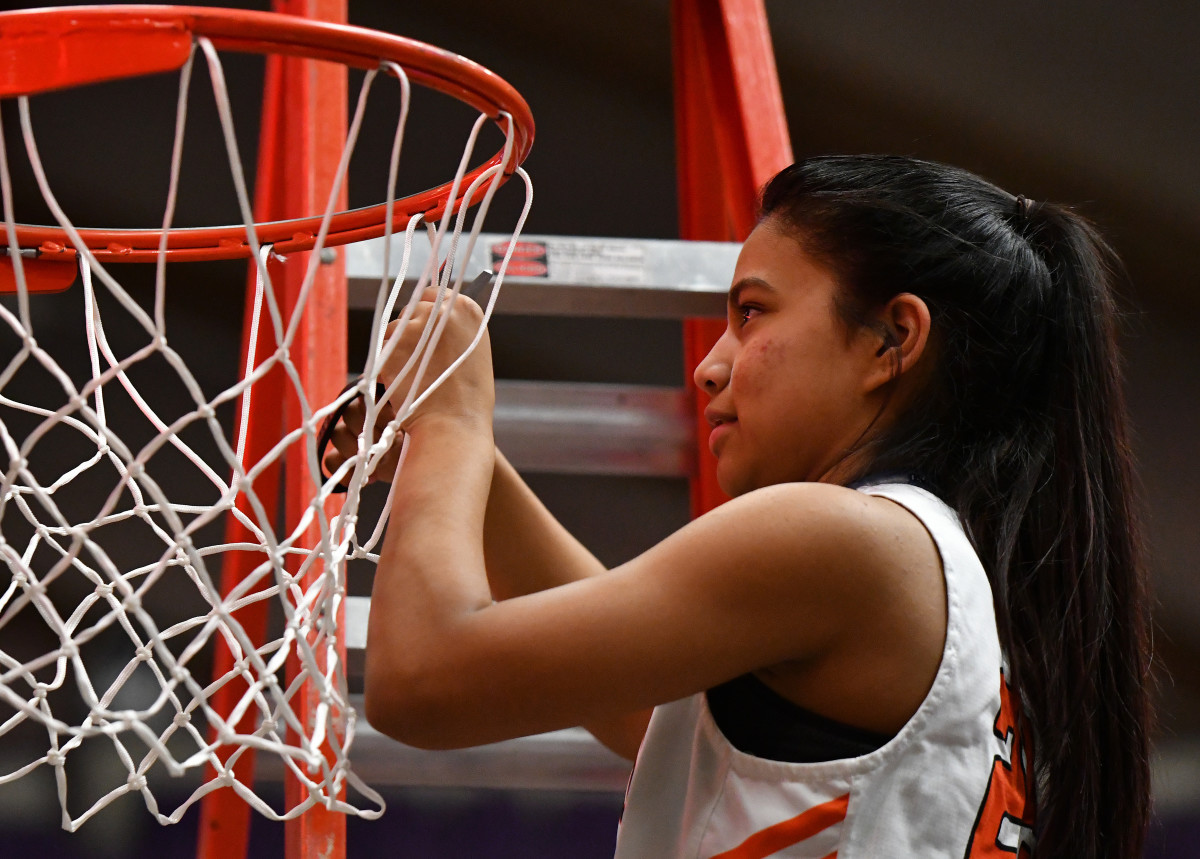 z Beaverton Barlow girls basketball Taylor Balkom 53